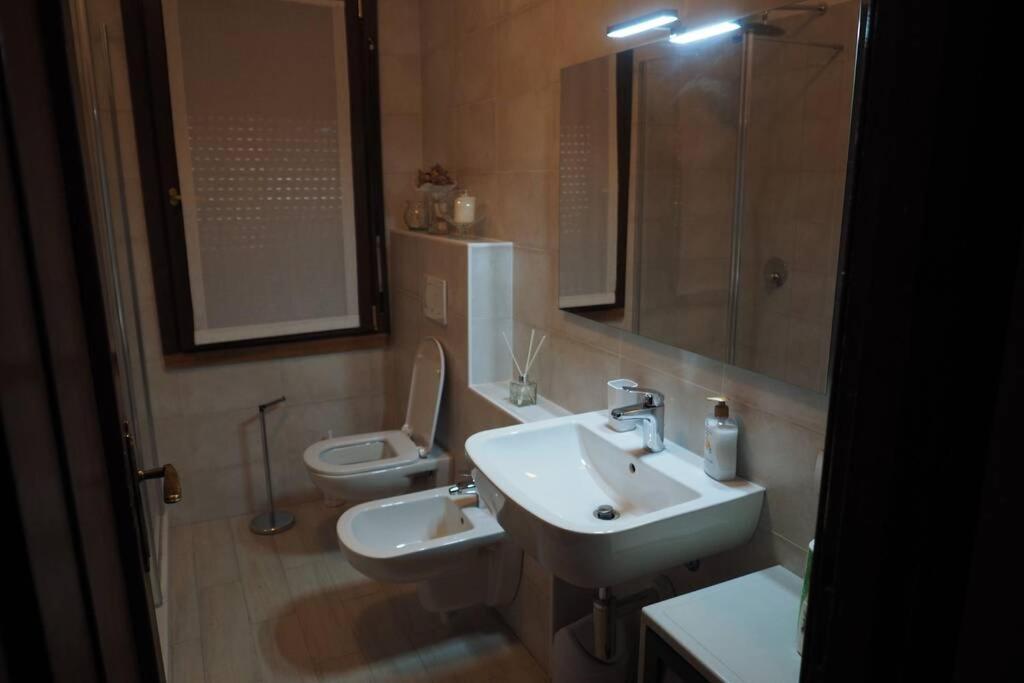 La Casa Degli Ospiti Apartment Морбеньо Екстериор снимка